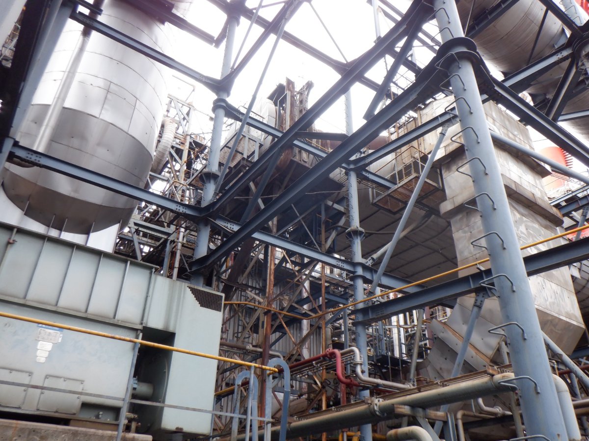 machine-495376_1920_写真AC (3)